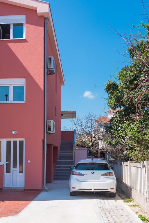 Apartments Delfin ティヴァト エクステリア 写真